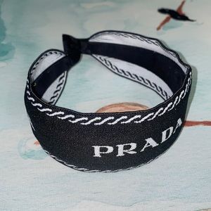 Stylish Black Headband 💞